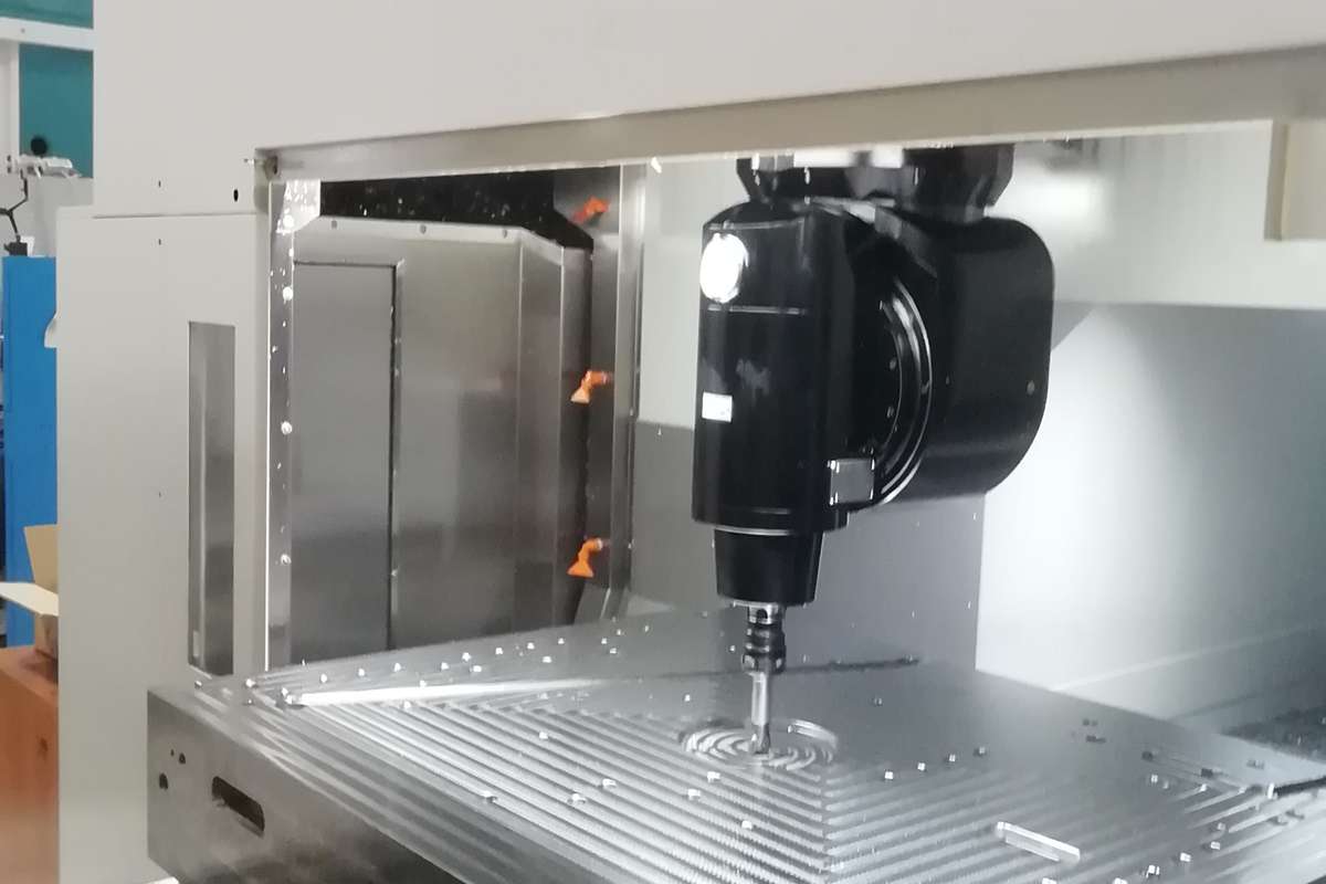 Cosmac - Produzione - Fresatura - OMV ACTIVE MEGA 3200